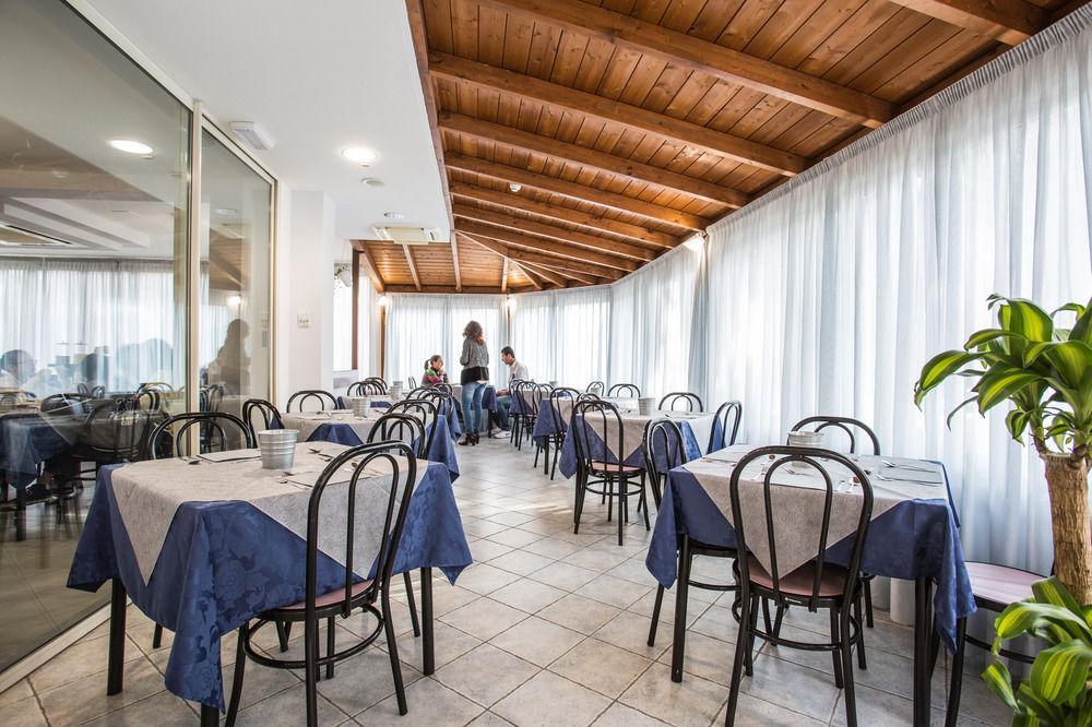 Hotel Nancy Rimini Exterior photo