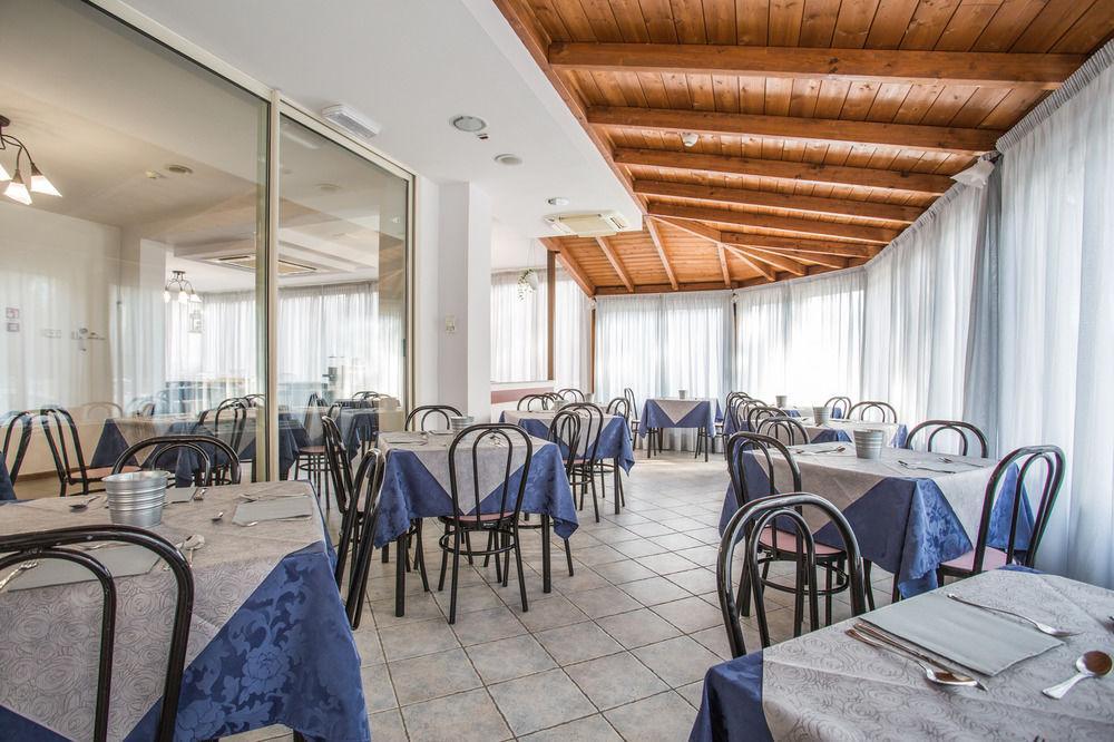 Hotel Nancy Rimini Exterior photo